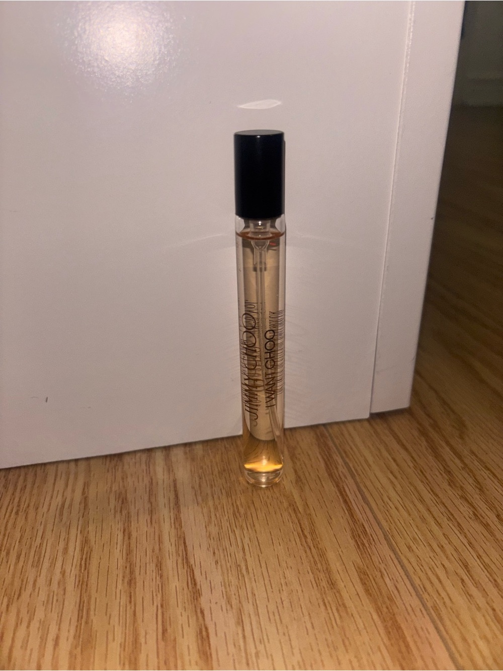 Jimmy Choo Woman Travel Spray - Amber Liquid with Black Cap